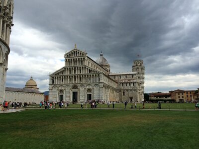 Pisa piazza del miracoli santa maria assunta photo