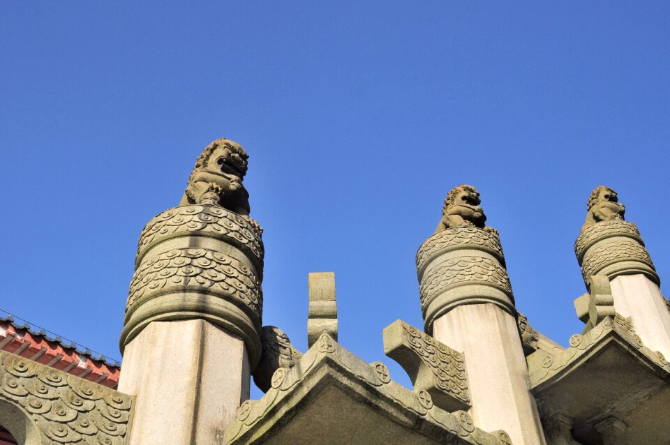 Pillar stone carving china