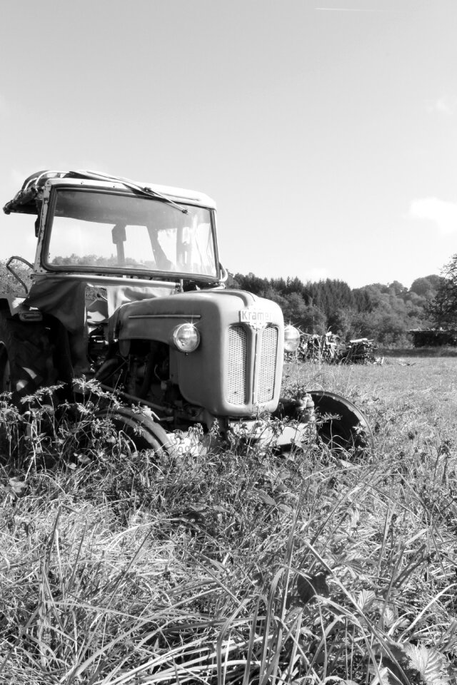 Field vehicle fieldwork