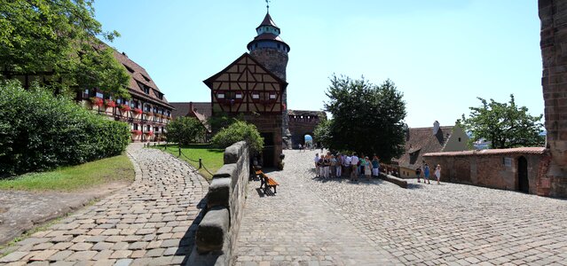 Burghof middle ages german imperial house