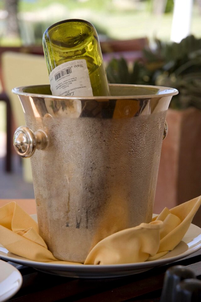 Wine bottle wine bottle