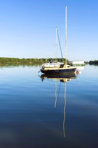 House sailboat water