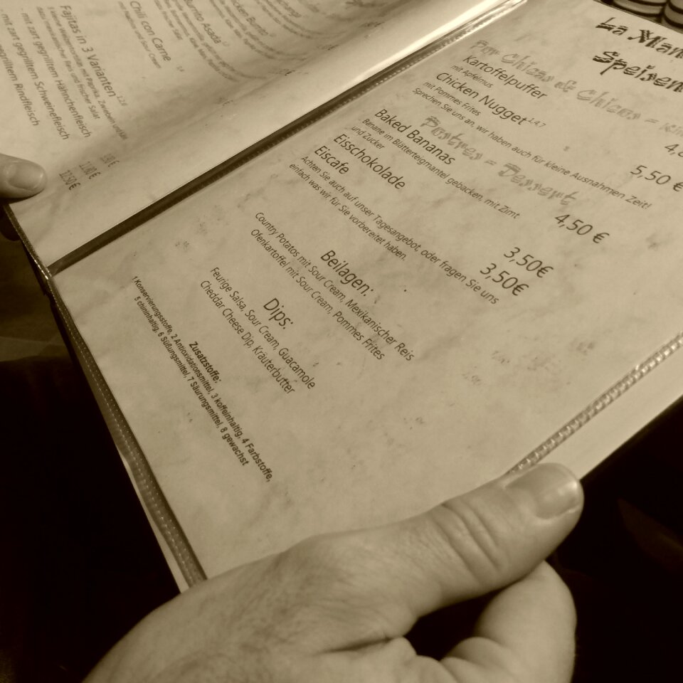 Restaurant hand read