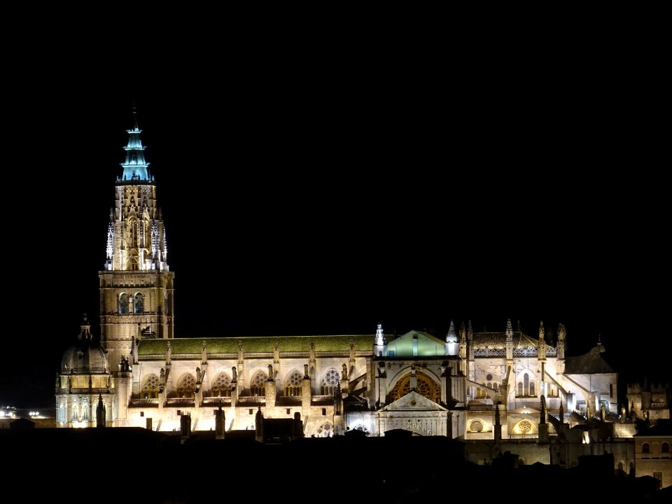 Gothic art spain buildings