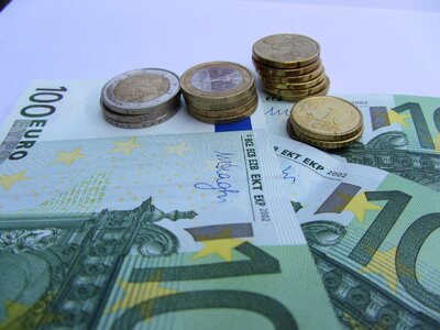 Euro coins bank note