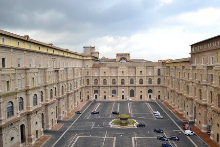 Italy vatican course