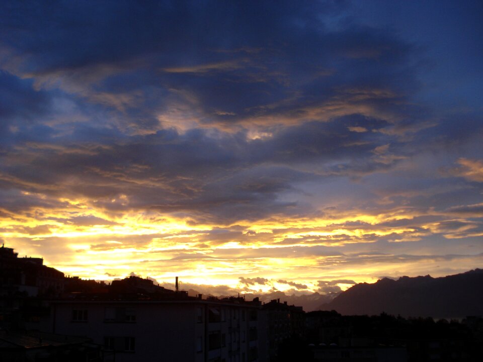 Light lausanne switzerland