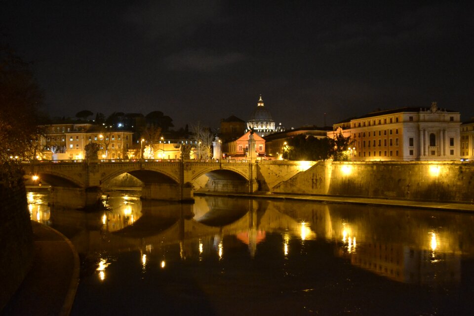 Bridge italy night