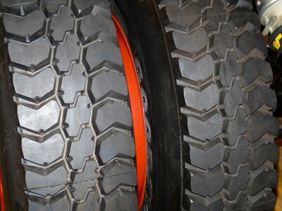 Vehicles wheel auto
