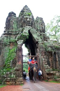 Bayon temple travel elephant
