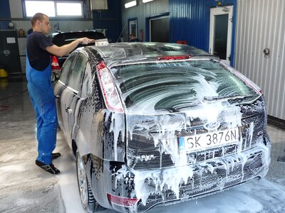 Wax piana car wash