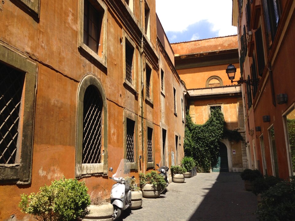 Alley side old