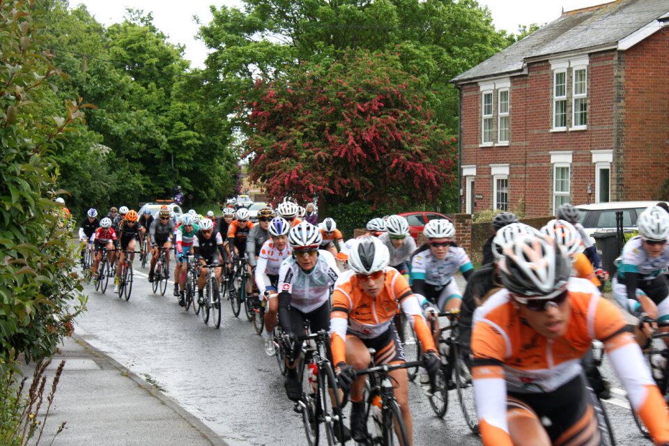 Sport cycles road