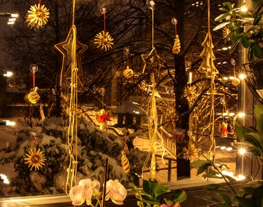 Window winter christmas spirit