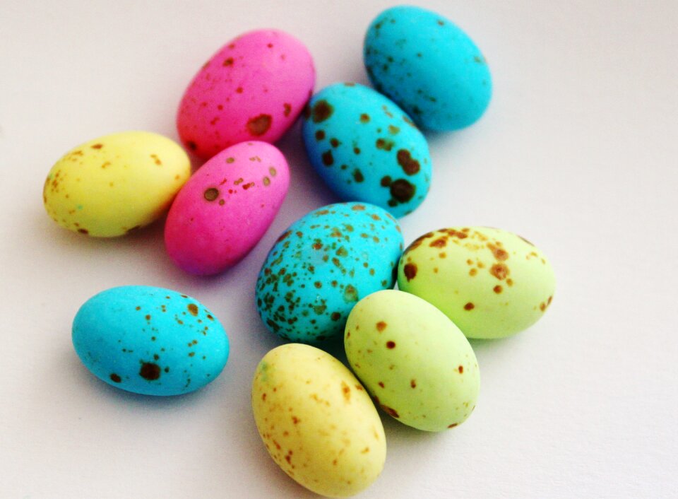 Sweetness colorful sugar eggs