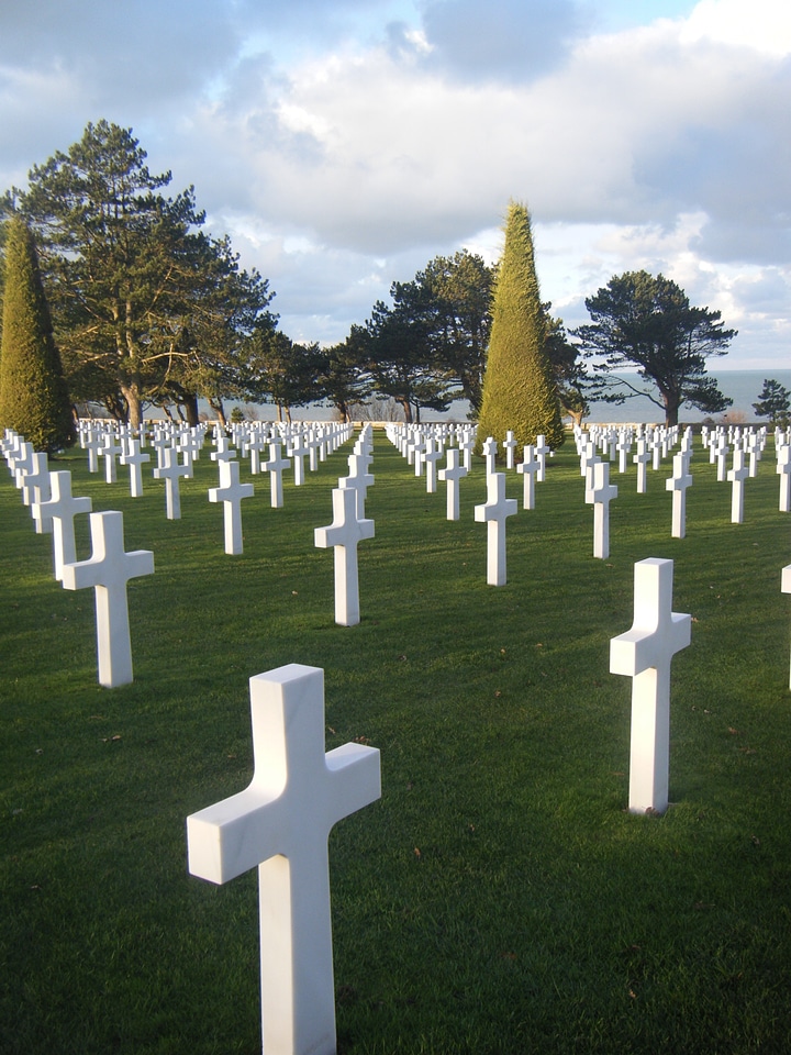 Grave honor normandy