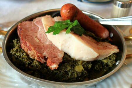 Substantial lunch food