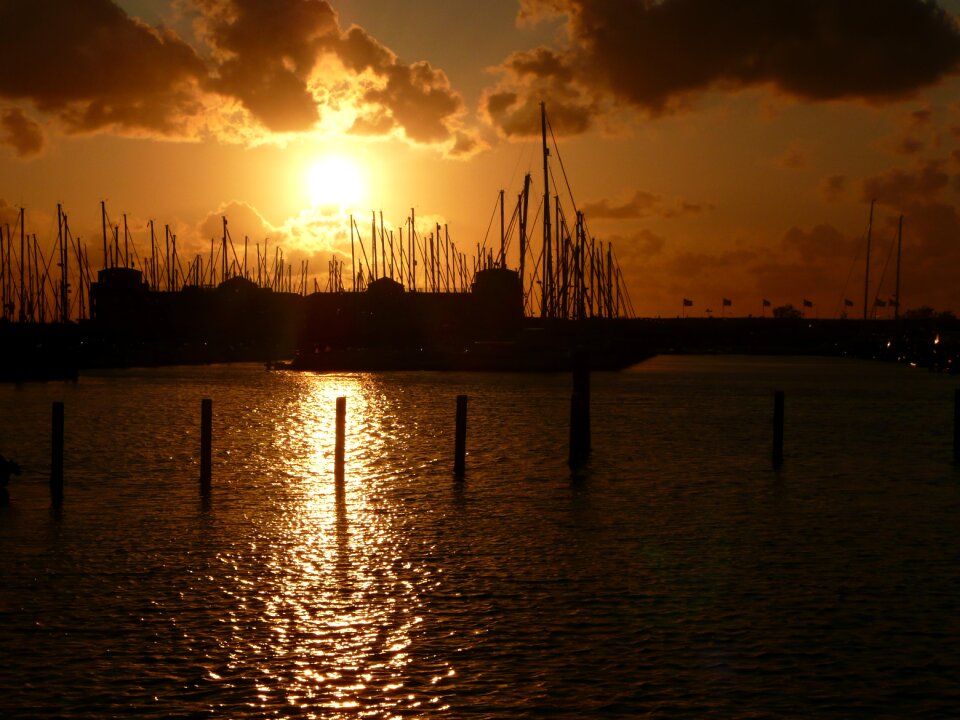 Holland evening sky grewelinger sea