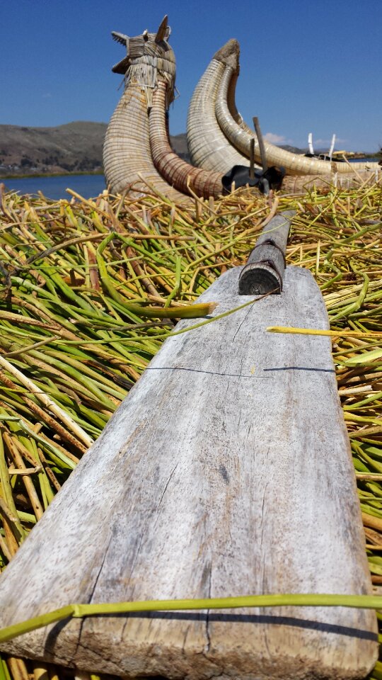Uro lake titicaca paddle