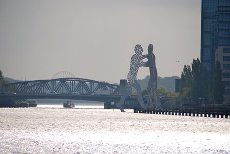 Berlin silhouette river