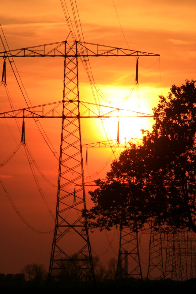 High voltage summer sun