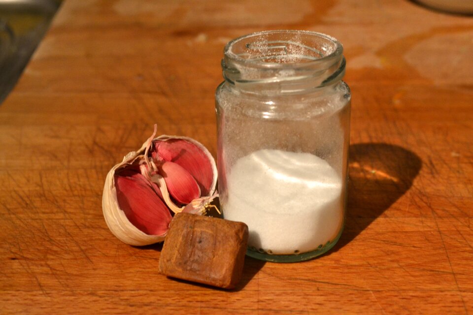 Garlic nutrition salt