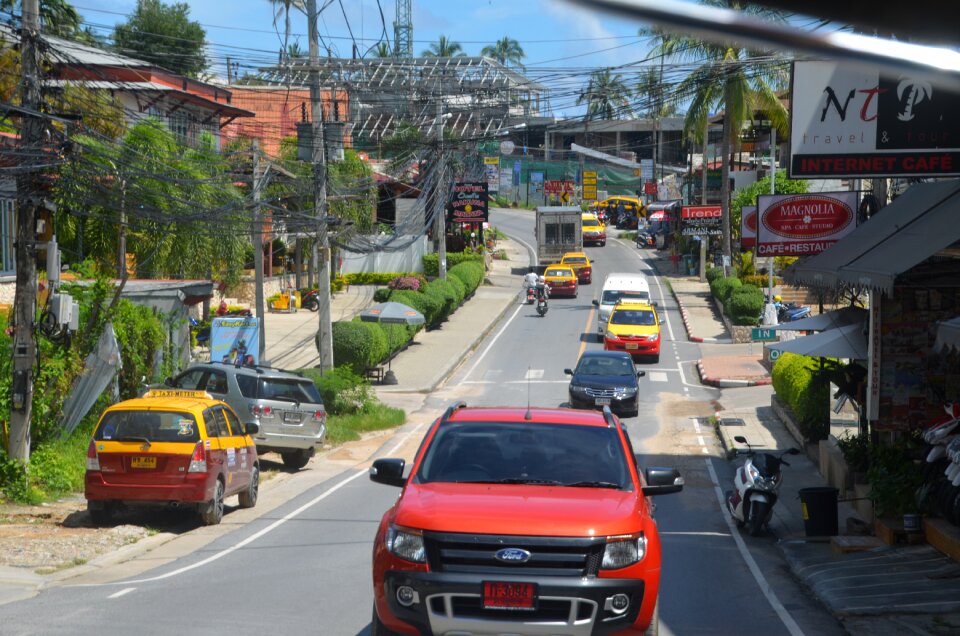 Driving traffic transport