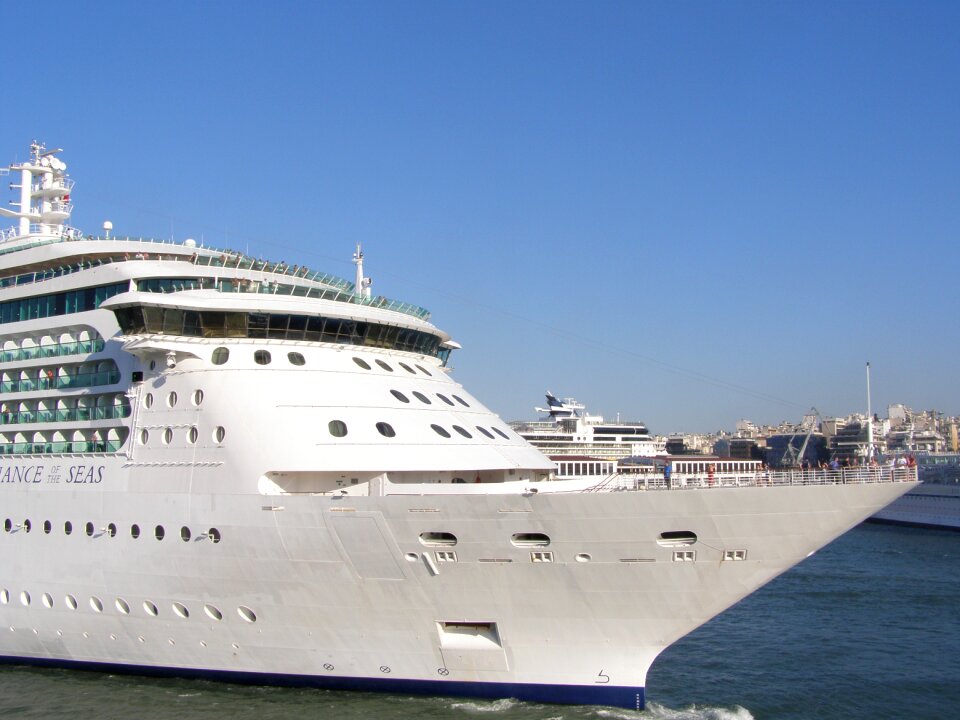 Cruise water nautical