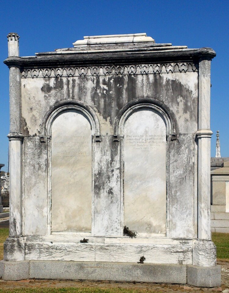 New orleans louisiana graves
