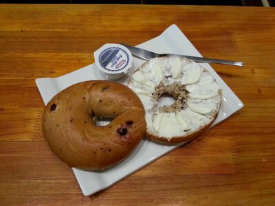 Bagel bread dessert