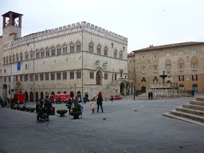 Umbria square partisans fountain more