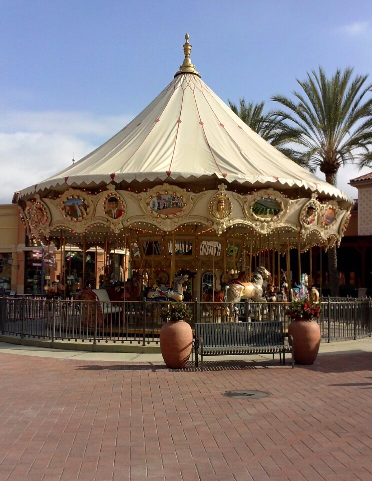 Ride happy carnival