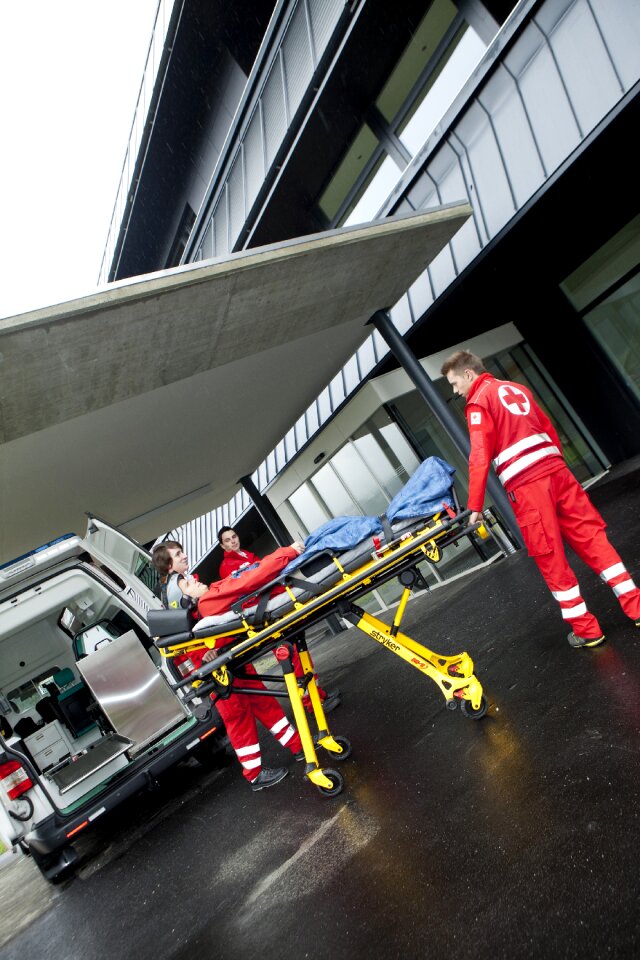 Wear clinic trauma surgery