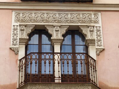 Castile window facade