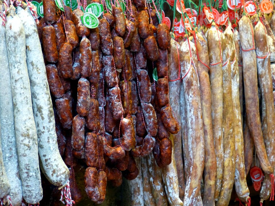 Eat delicious meat
