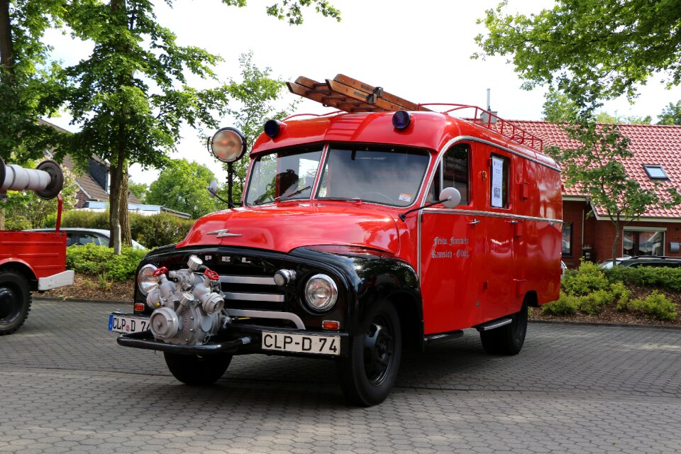 Vehicle red oldtimer