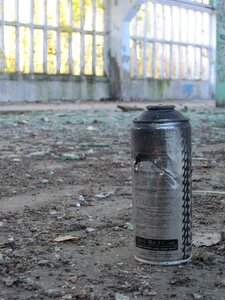 Dirt debris window
