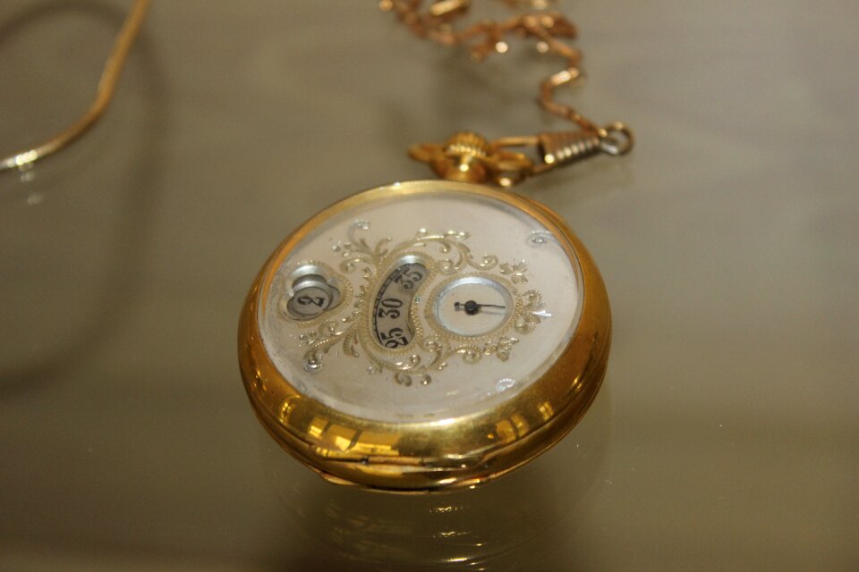 Antique brown clock