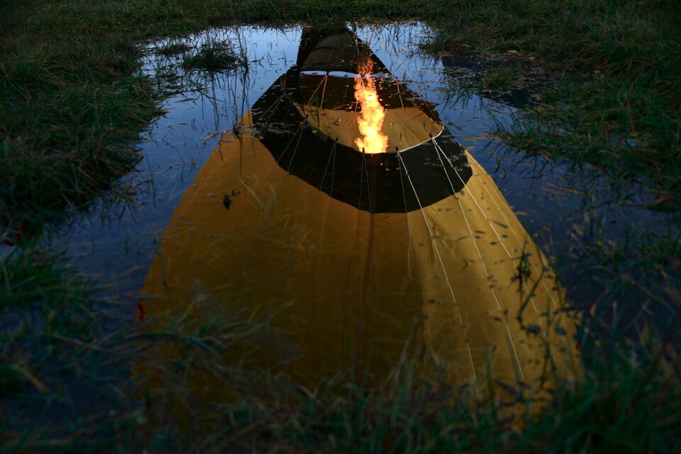 Reflections flame hot-air ballooning
