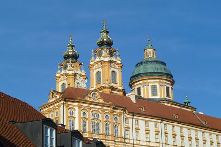 Melk steeple baroque