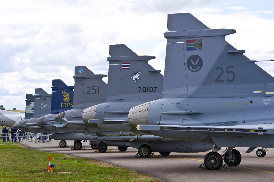 Aircraft fighter himmel