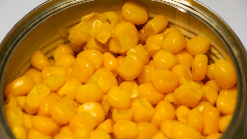 Can kernels yellow