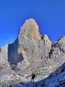 Escalation mount mountaineer photo