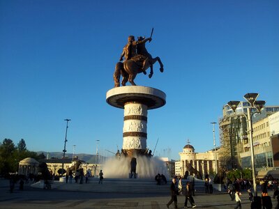 Alexander horse monument photo