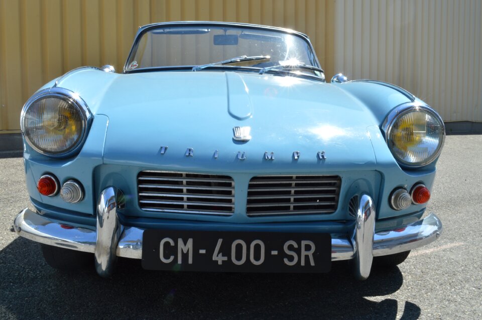 Automobile touring vintage