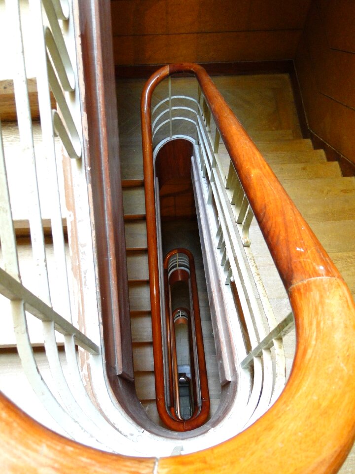 Handrail ladder access
