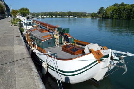 Tourism water avignon