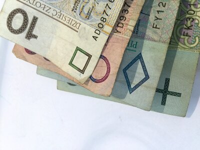 Currency pay finance