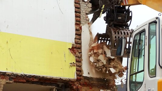 Excavators wall house