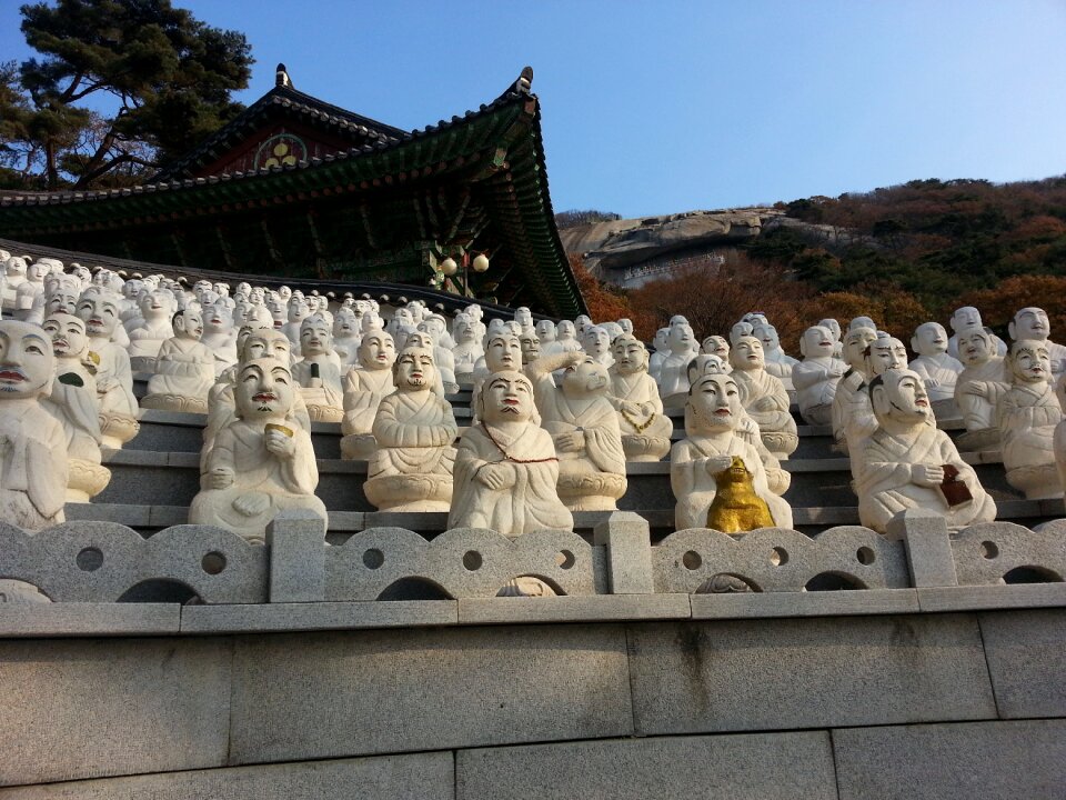 Seokmodo buseoksa temple five nahansang